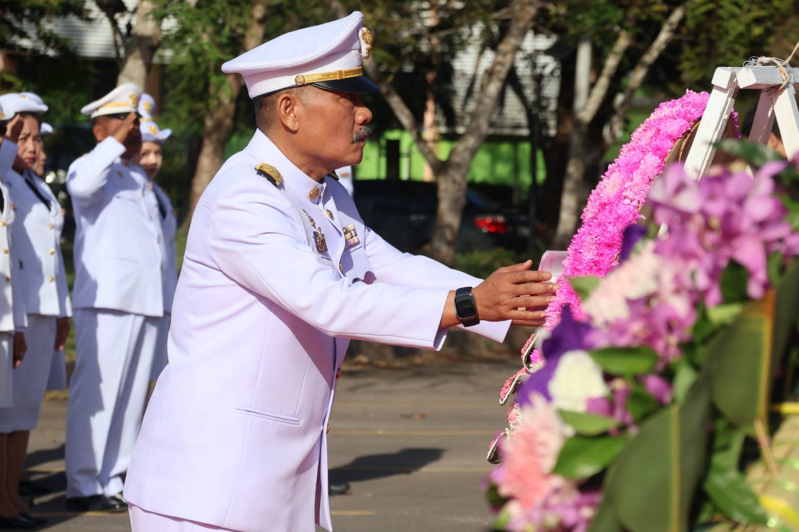 พช.นายายอาม ร่วมกิจกรรมน้อมรำลึกเนื่องในวันคล้ายวันสวรรคตพระบาทสมเด็จพร่ะจุลจอมเกล้าเจ้าอยู่หัว "วันปิยมหาราช"